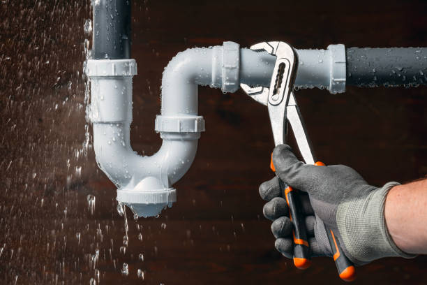 Professional Sewer Line Repair technician working in Patriot, IN